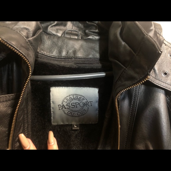 Real Leather Jacket - Picture 3 of 4